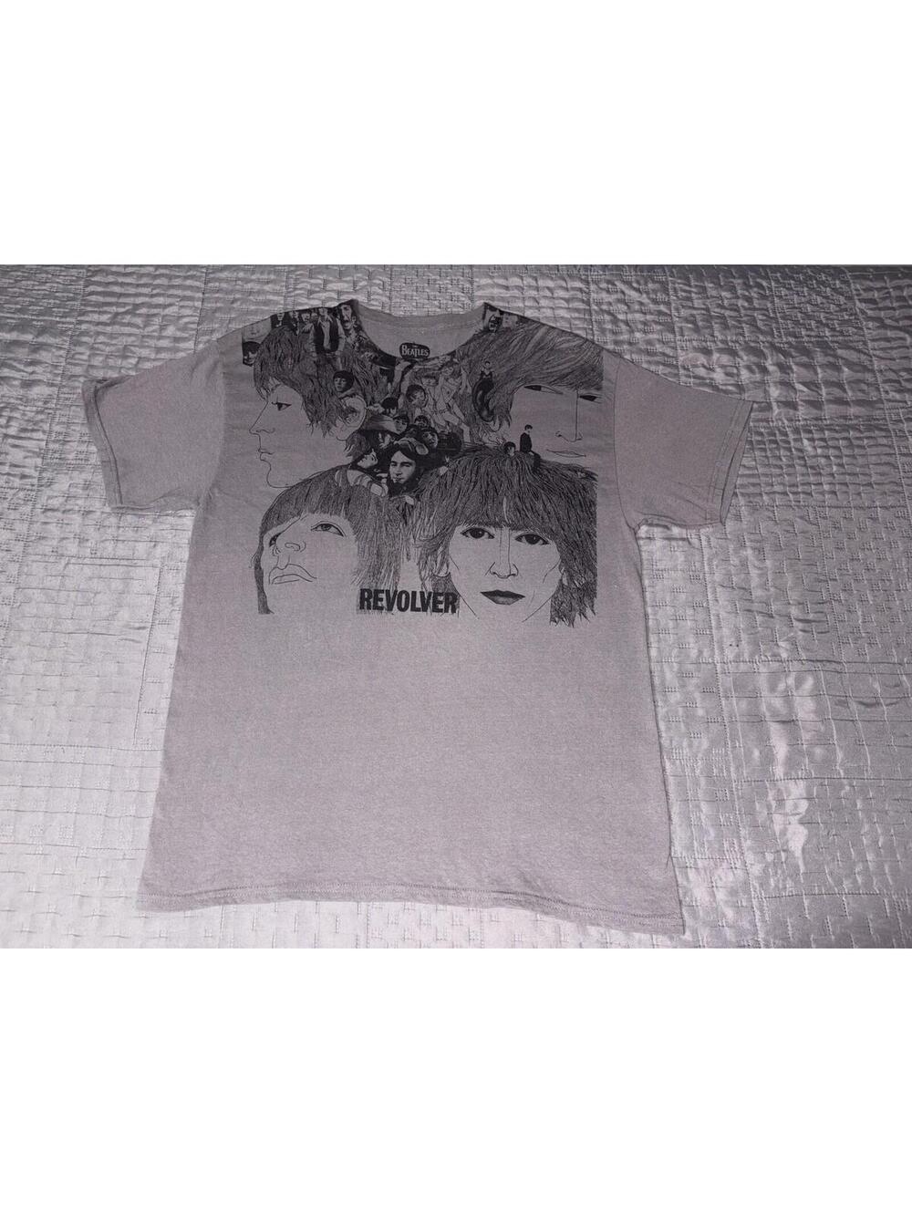 BEATLES Revolver Licensed Rock T-Shirt, 2022. LARGE Apple Corp.